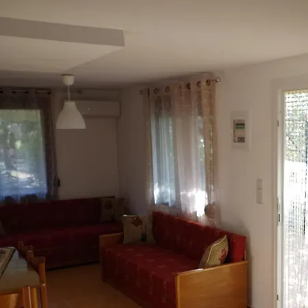 Ilios House *